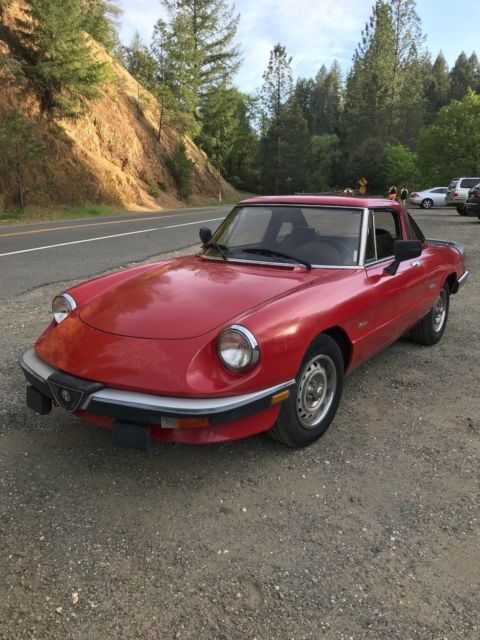 1986 Alfa Romeo Spider Quadrifoglio Hardtop 1986 Alfa Romeo Spider Graduate