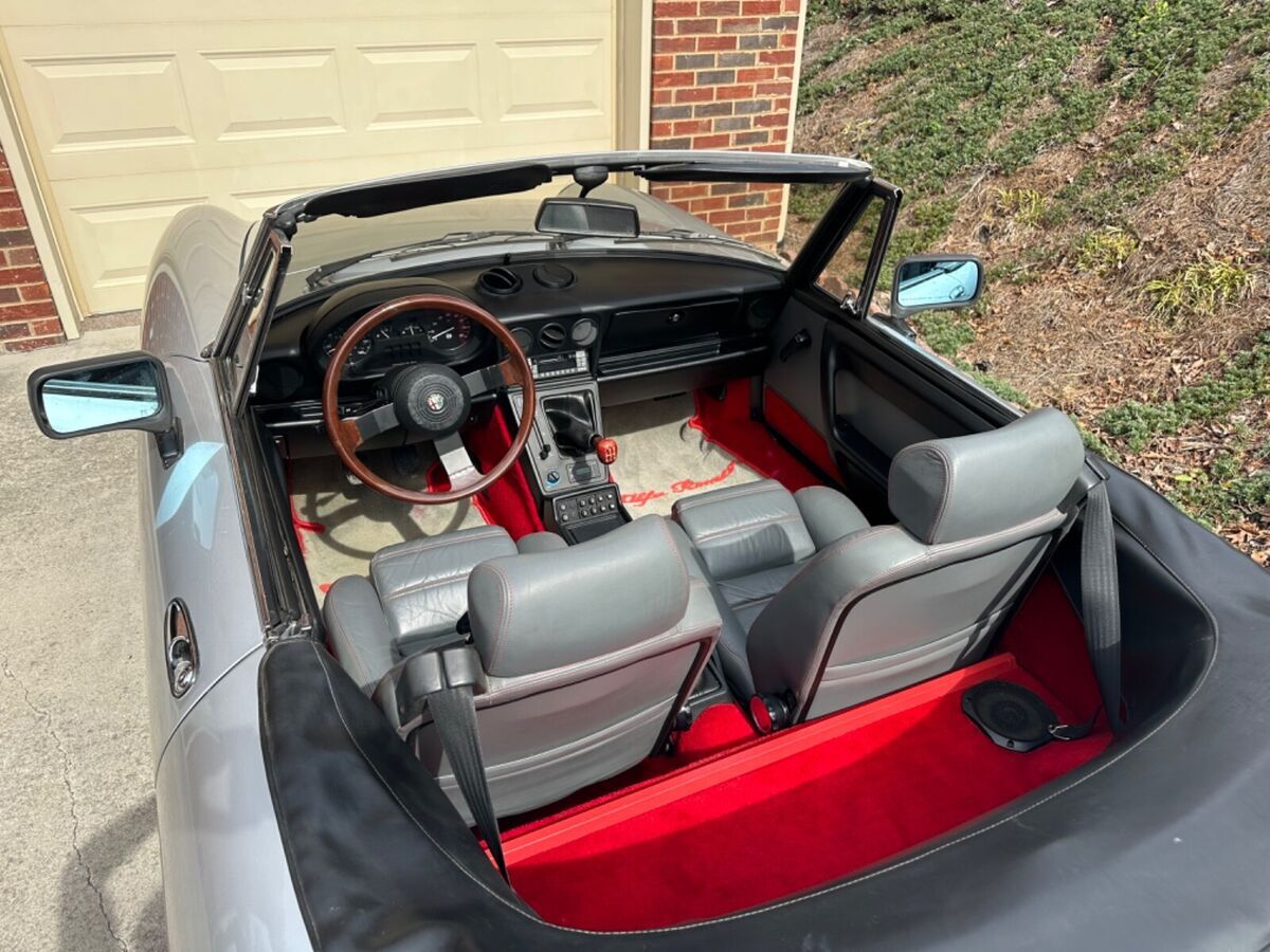 1986 Alfa Romeo Spider Quadrifoglio - photo 4