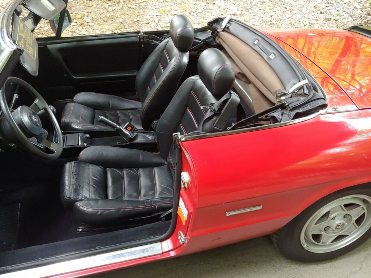 1986 Alfa Romeo Spider - photo 10