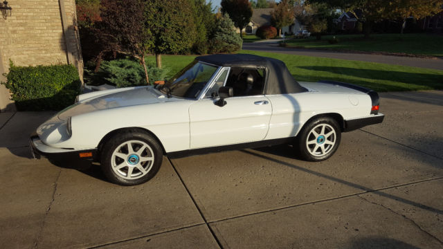 1986 Alfa Romeo Spider black - photo 3
