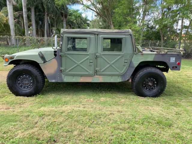 1986 AM General M-998 Hummer H1 - photo 3