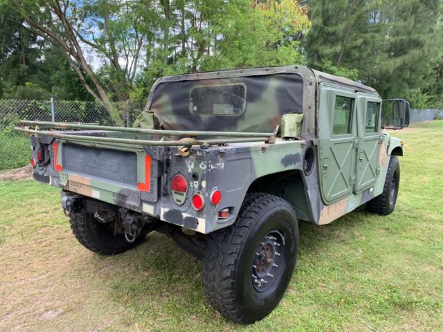1986 AM General M-998 Hummer H1 - photo 5