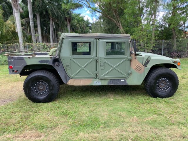 1986 AM General M-998 Hummer H1 - photo 7