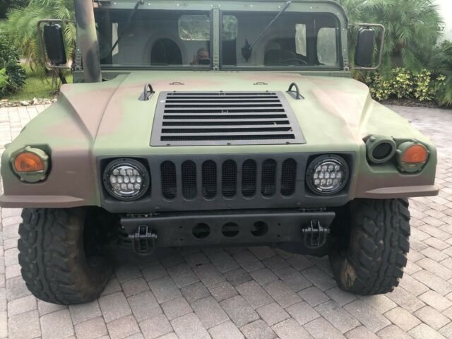 1986 AM General M998 HMMWV 2 Door Soft Top w/Truck Body 1986 Hummer H1