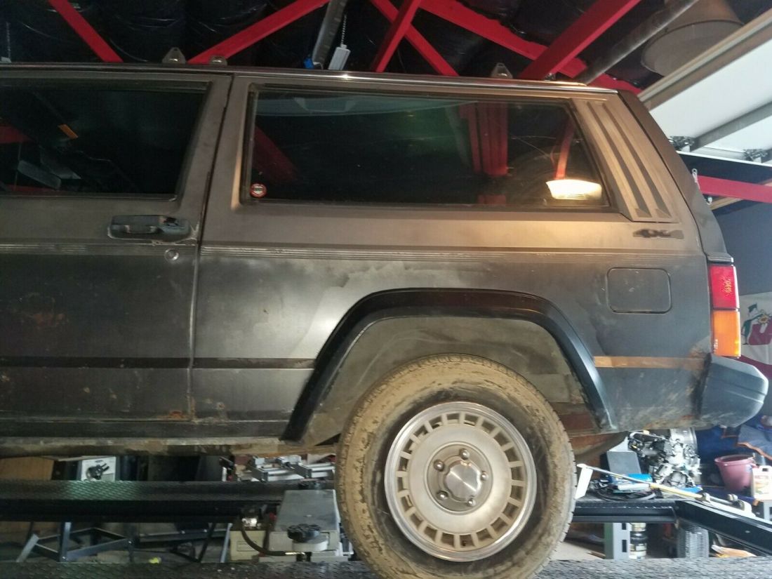 1986 Jeep Cherokee - photo 5