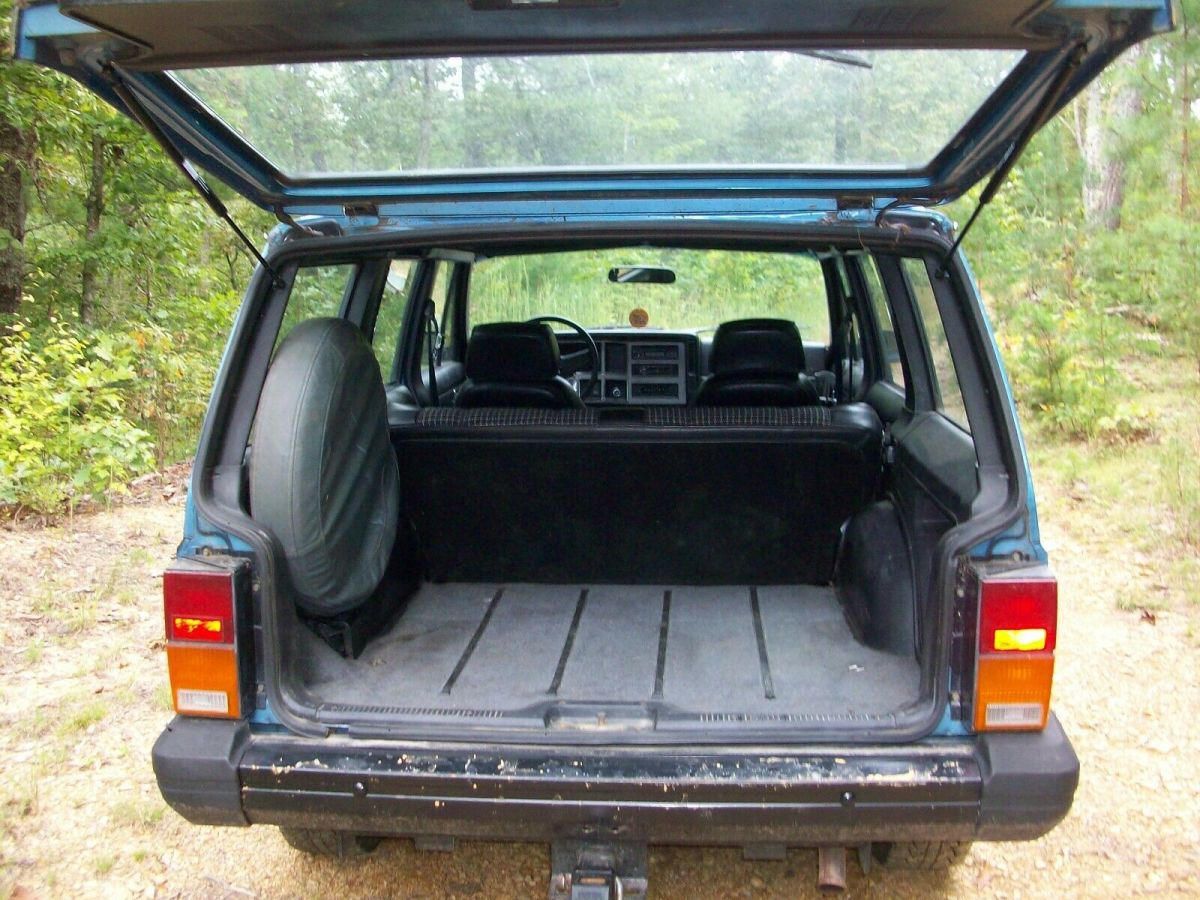 1986 Jeep Cherokee - photo 7