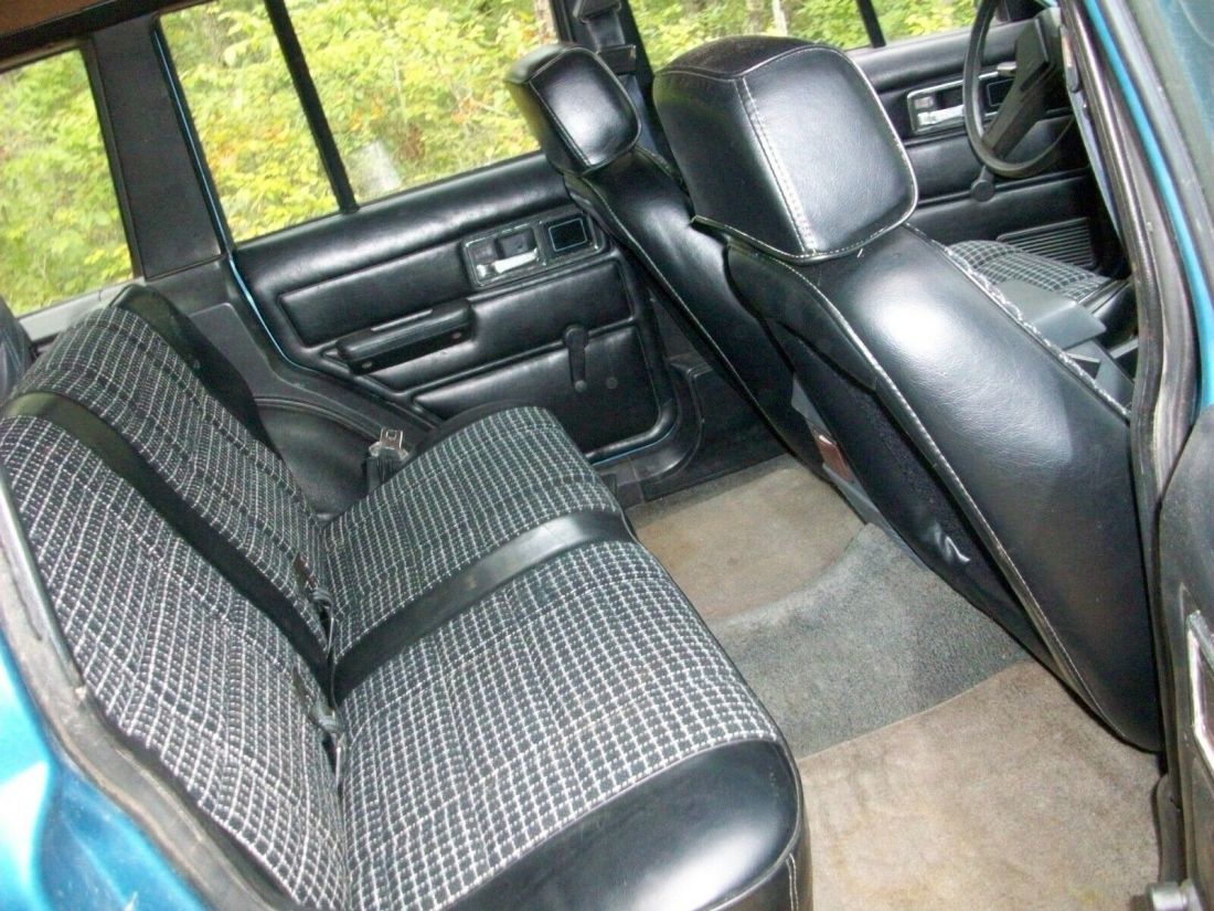 1986 Jeep Cherokee - photo 11