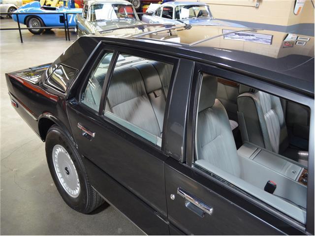 1986 Aston Martin Lagonda Series 3 - photo 12