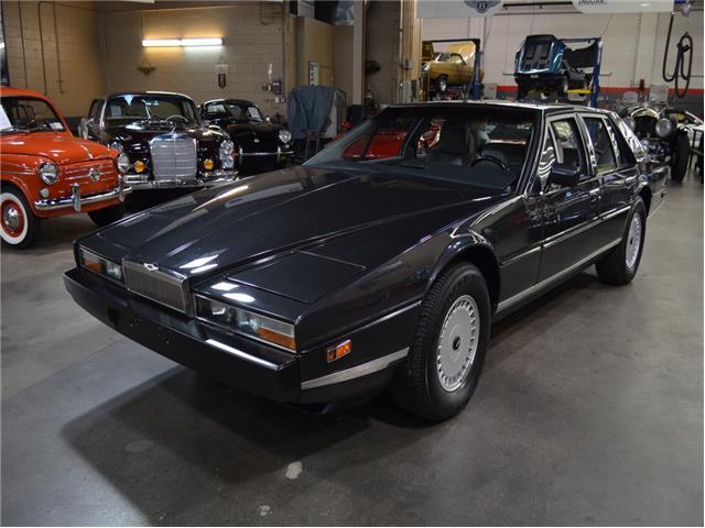 1986 Aston Martin Lagonda Series 3 - photo 4