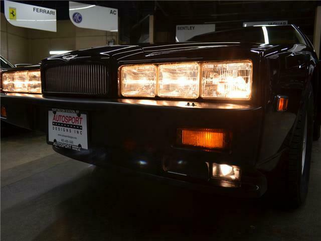 1986 Aston Martin Lagonda Series 4 - photo 11