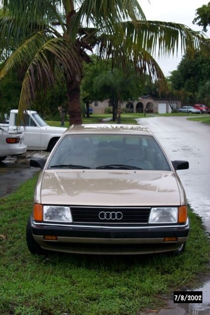1986 Audi 5000S sedan, beige leather automatic - photo 2