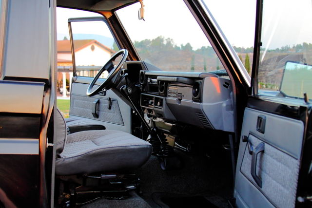 1986 Toyota Land Cruiser LX - photo 2