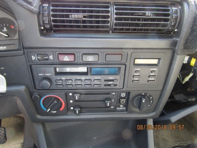 1986 BMW 3-Series 325L - photo 7