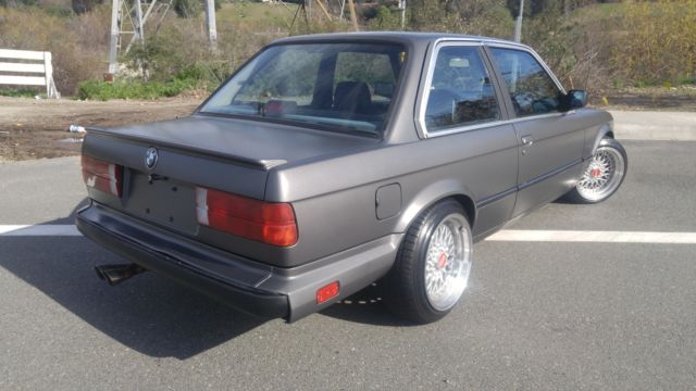 1986 BMW 3-Series Base Sedan 4-Door - photo 12