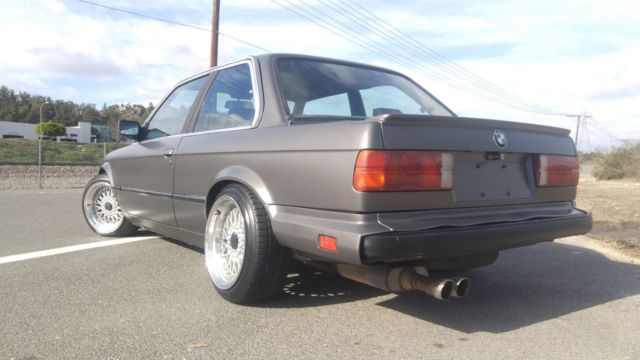 1986 BMW 3-Series Base Sedan 4-Door - photo 6