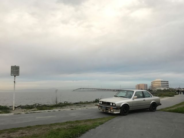 1986 BMW 3-Series 325ES - photo 6