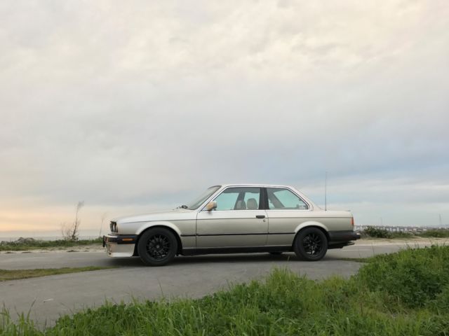 1986 BMW 3-Series 325ES - photo 8