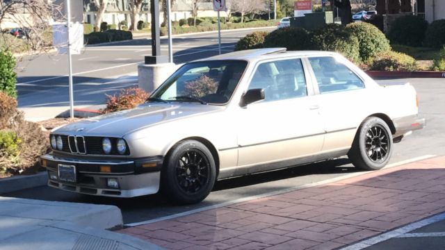 1986 BMW 3-Series 325ES - photo 9