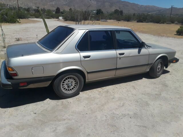 1986 BMW 5-Series - photo 11