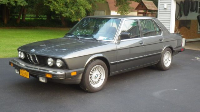 1986 BMW 528e 84k original miles New tires and well Maintained! Rust Free ! 1986 BMW 5-Series