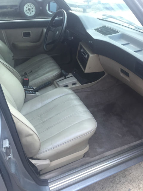 1986 BMW 5-Series Base Sedan 4-Door - photo 7