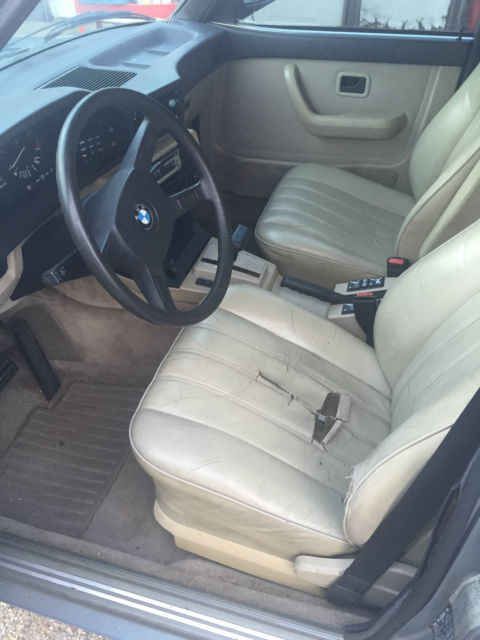1986 BMW 5-Series Base Sedan 4-Door - photo 9
