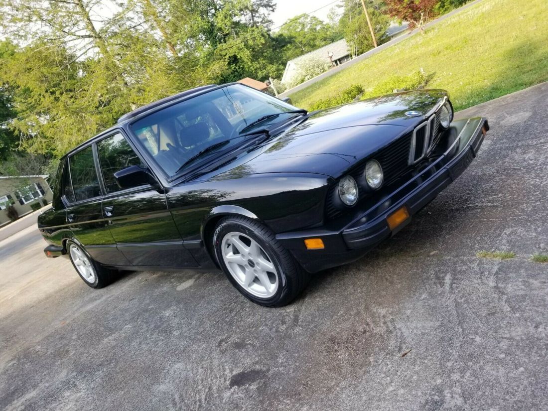 1986 BMW 535i 3.5l I6 a Super Clean Time Machine w/extra wheels and more 1986 BMW 5-Series I AUTOMATIC