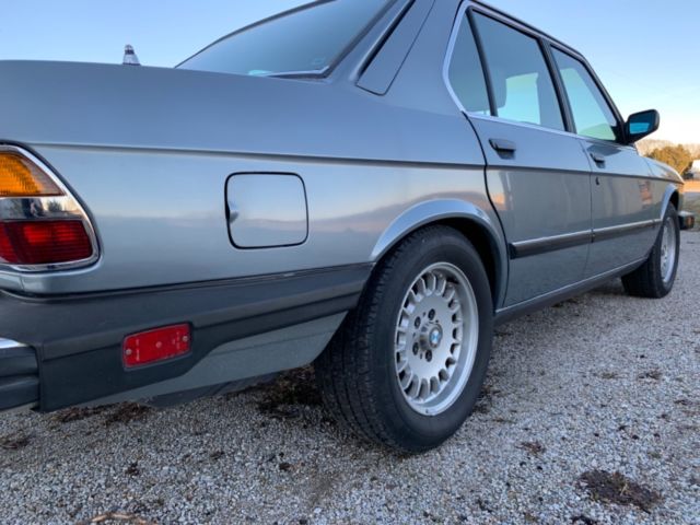 1986 BMW 5-Series 535i - photo 4