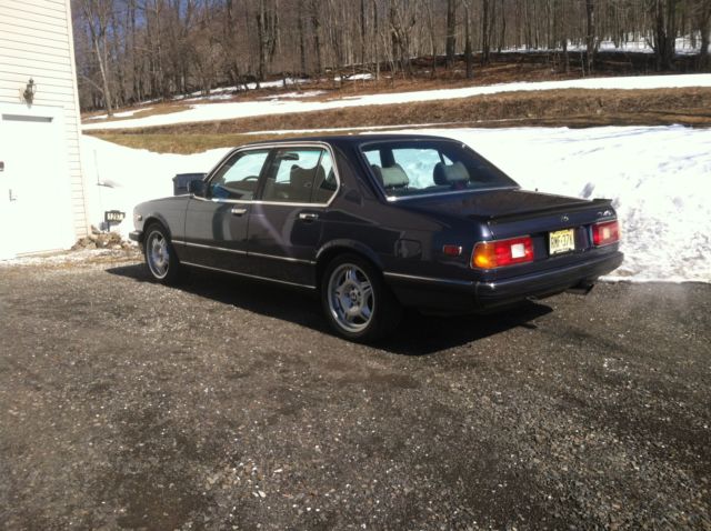 1986 BMW 7-Series Buffalo interior - photo 2