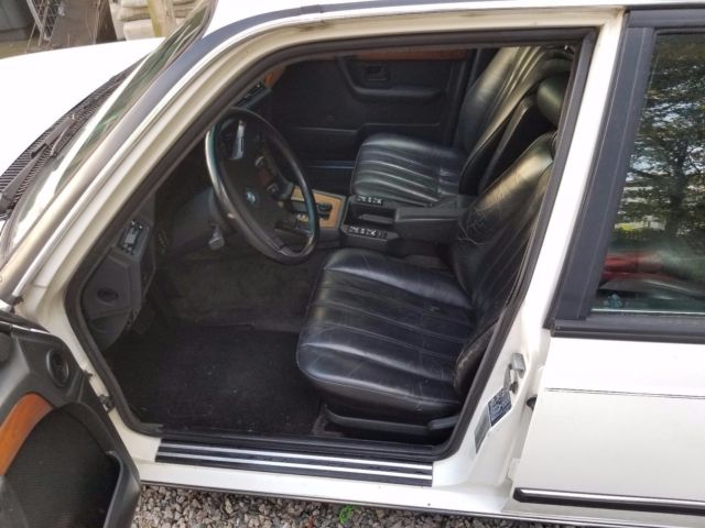 1986 BMW 7-Series 735I 735 V6 RWD Sedan - photo 7