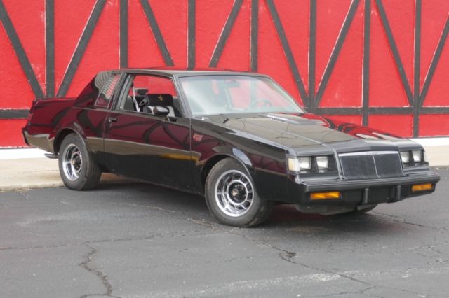 1986 Buick Grand National -NEWER BLACK PAINT-3.8 TURBO-VERY SLICK & FAST- SE - photo 2