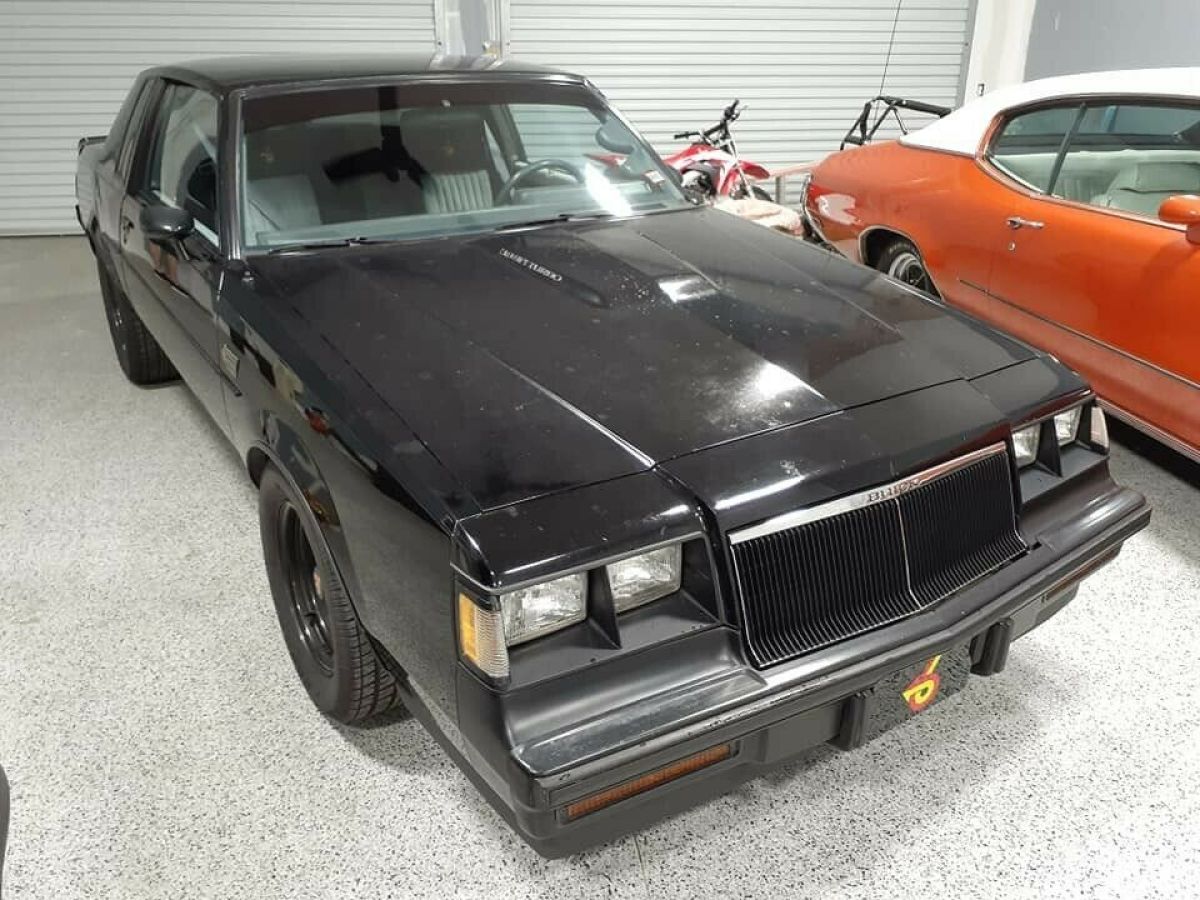 1986 Buick Grand National Black
