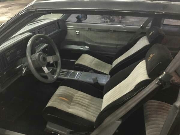 1986 Buick Grand National T-Top - photo 10