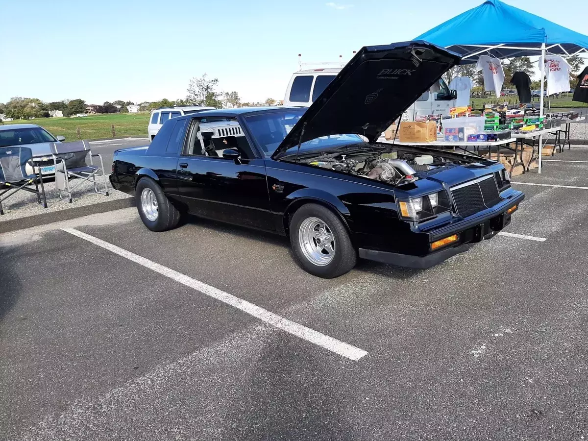 1986 Buick Grand National T-Top Well Maintained/3.8L Turbo V6/NM 200R4 1986 Buick Grand National