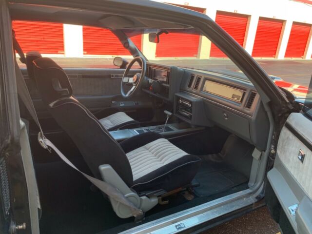 1986 Buick Grand National - photo 10