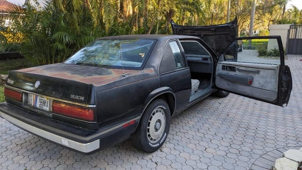 1986 Buick LeSabre Grand National - photo 4