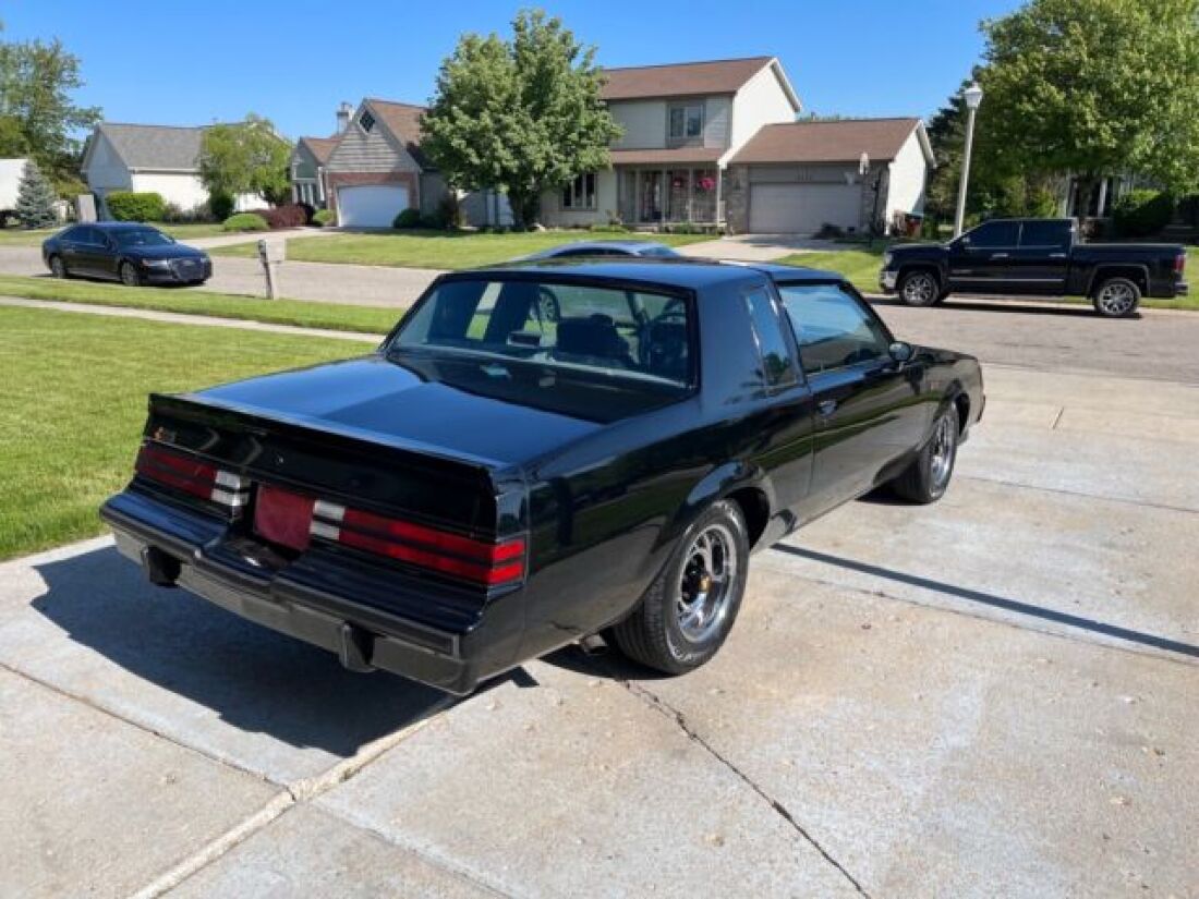 1986 Buick Regal Coupe Black RWD Automatic Grand National 1986 Buick Regal Grand National
