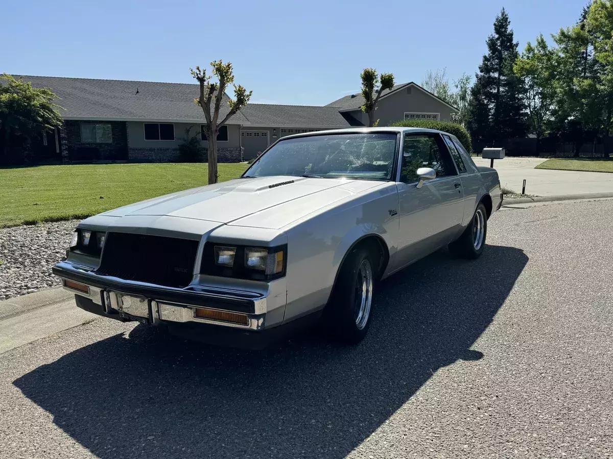 1986 Buick Regal Coupe Grey T-TYPE 1986 Buick Regal T-TYPE