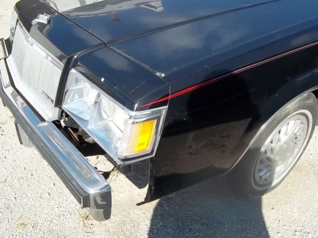 1986 Buick Regal Limited - photo 9