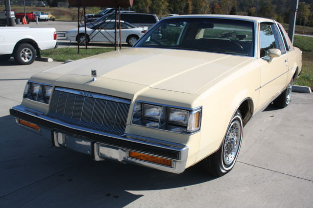1986 Buick Regal Limited With LOW MILES 1986 Buick Regal Limited Coupe 2-Door