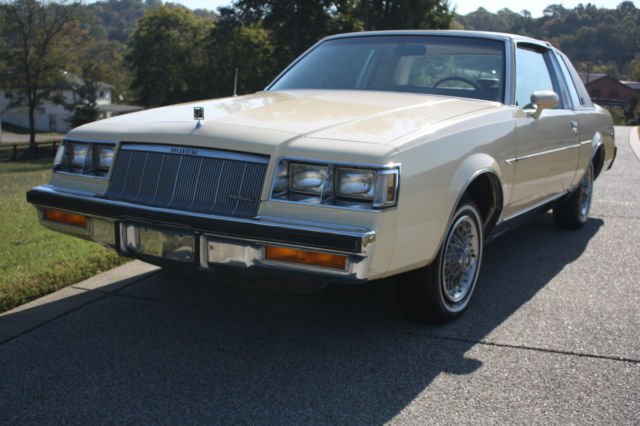 1986 Buick Regal Limited Coupe 2-Door - photo 3