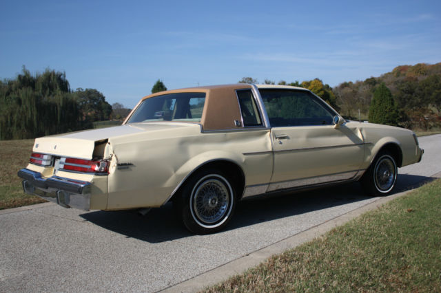 1986 Buick Regal Limited Coupe 2-Door - photo 7