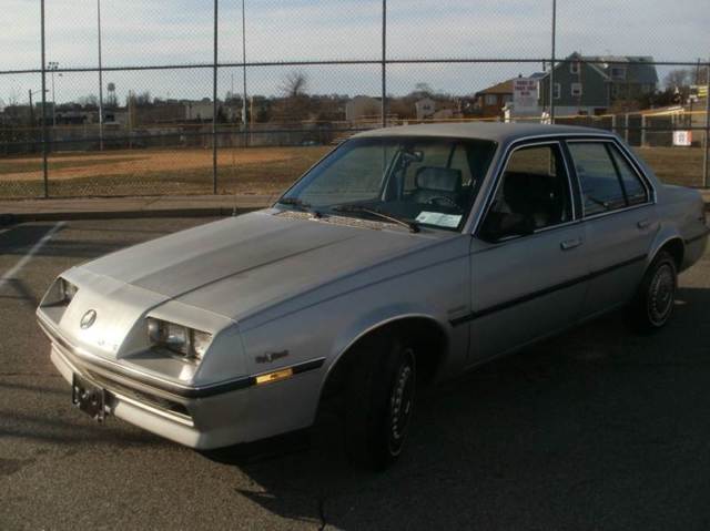1986 Buick Skyhawk Custom 4CYL LIK CHEVY CAVALIER Z24 SKYLARK SUNBIRD NO RESERVE 1986 Buick Skyhawk Custom 4dr Sedan