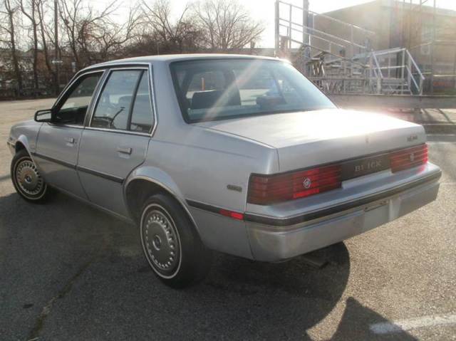 1986 Buick Skyhawk Custom 4dr Sedan - photo 3
