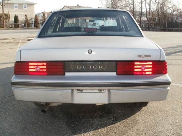 1986 Buick Skyhawk Custom 4dr Sedan - photo 4