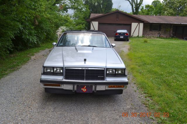 1986 Buick Regal 2 DOOR T-TOP - photo 10