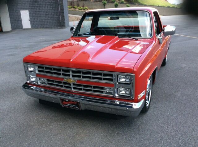 1986 Chevrolet C-10 - photo 2