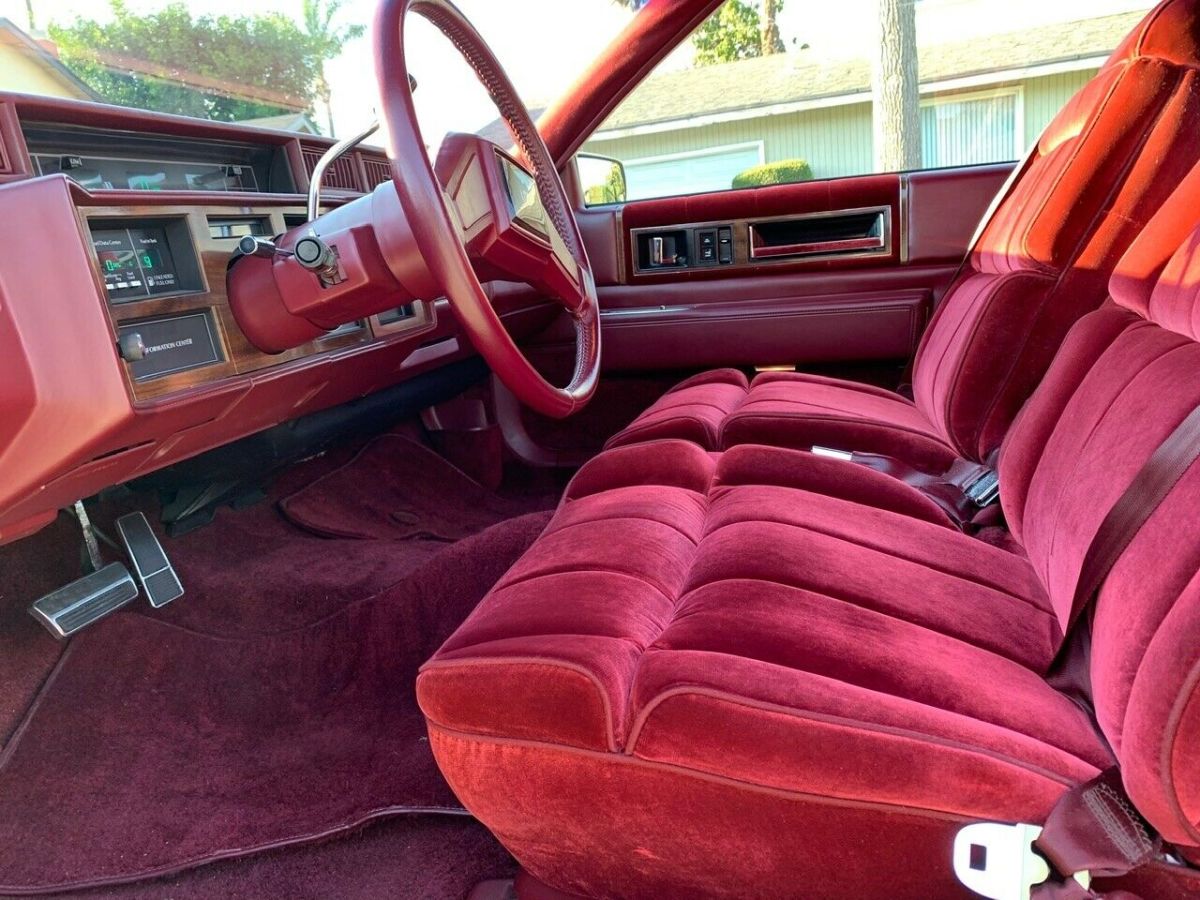 1986 Cadillac DeVille - photo 11