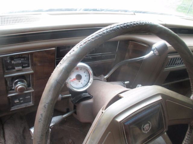 1986 Cadillac Brougham - photo 9