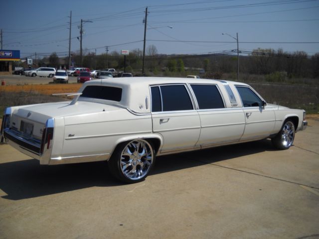 1986 Cadillac Brougham Limousine - photo 10